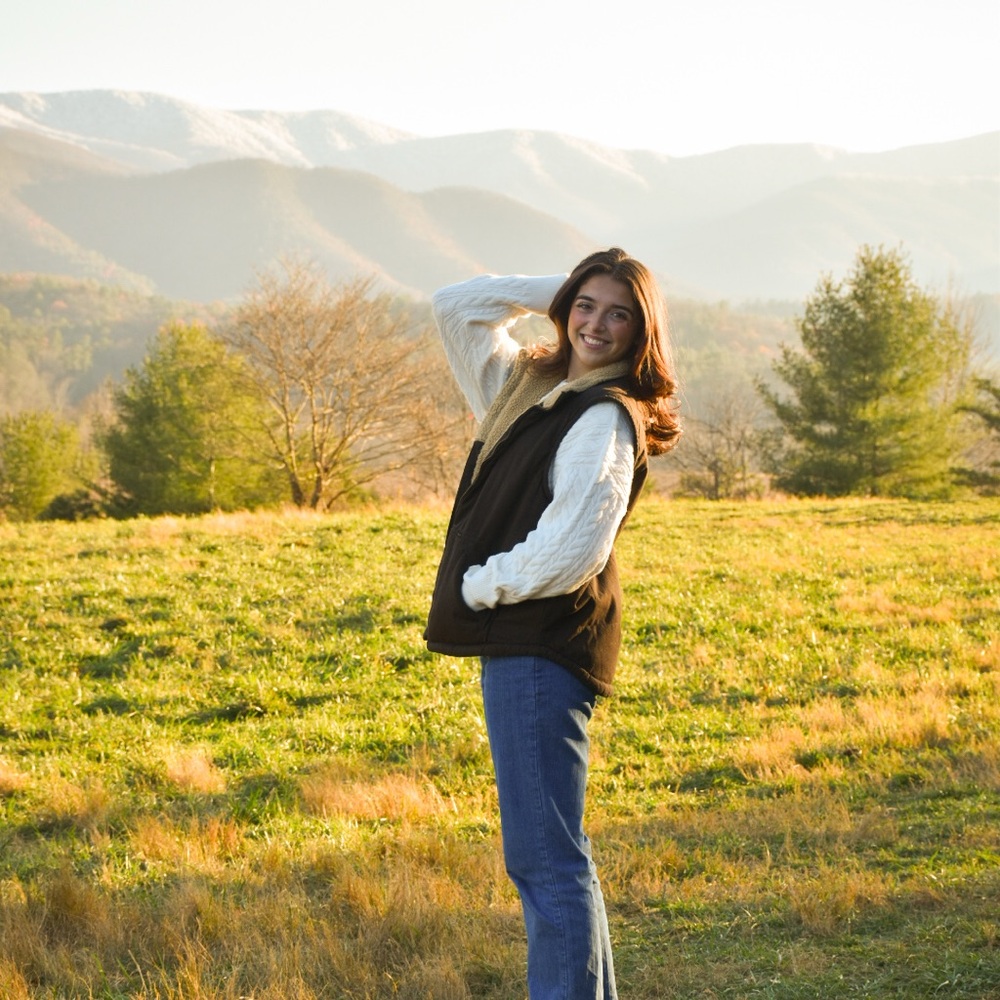 Meet your Posher, Torrie